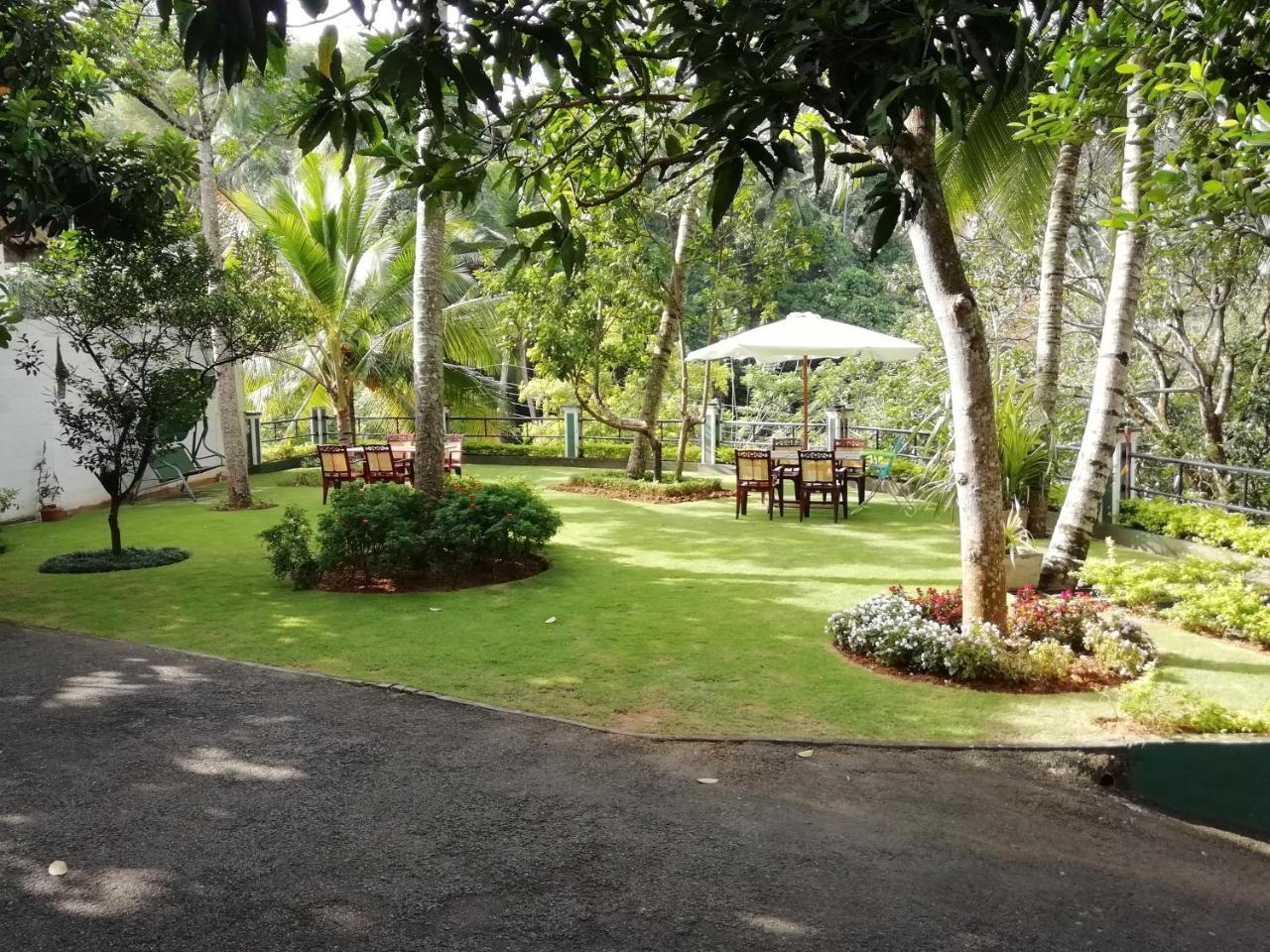 Villa Nuova Kandy Exterior foto